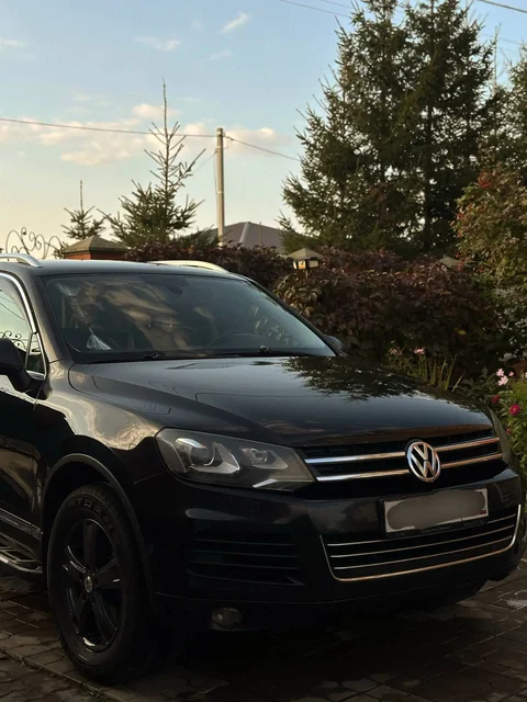 Volkswagen Touareg II 3.0d AT 204 л.с. 4WD 2013 - Авто в Уфа