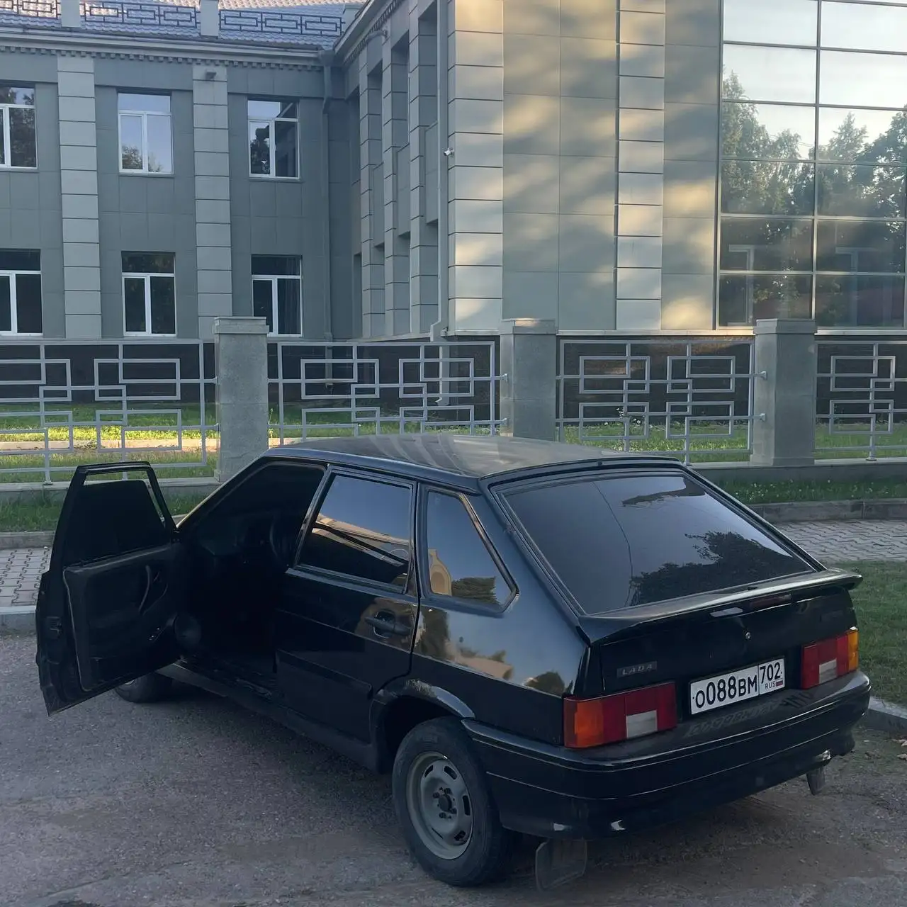 ВАЗ 2114 2013 год в отличном состоянии - Легковые автомобили (Авто) в Октябрьский
