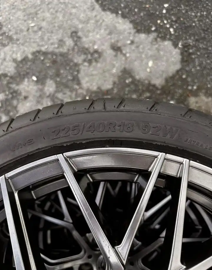 Комплект колес HPE 18 с резиной 225/40 R18 - Колёса и шины (Авто) в Уфа