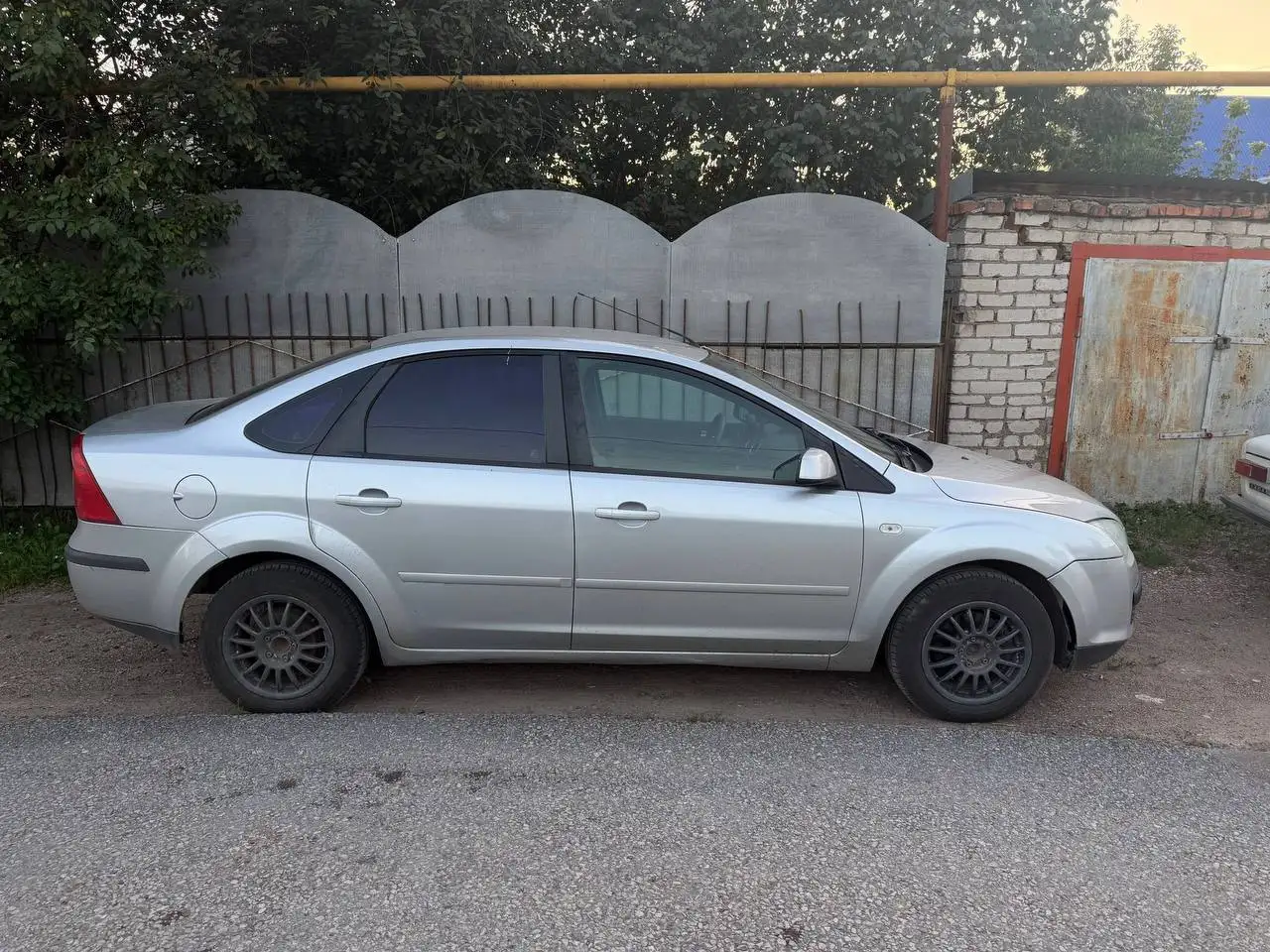 Ford Focus 2005 года с проблемой прокладки ГБЦ - Легковые автомобили (Авто) в Уфа