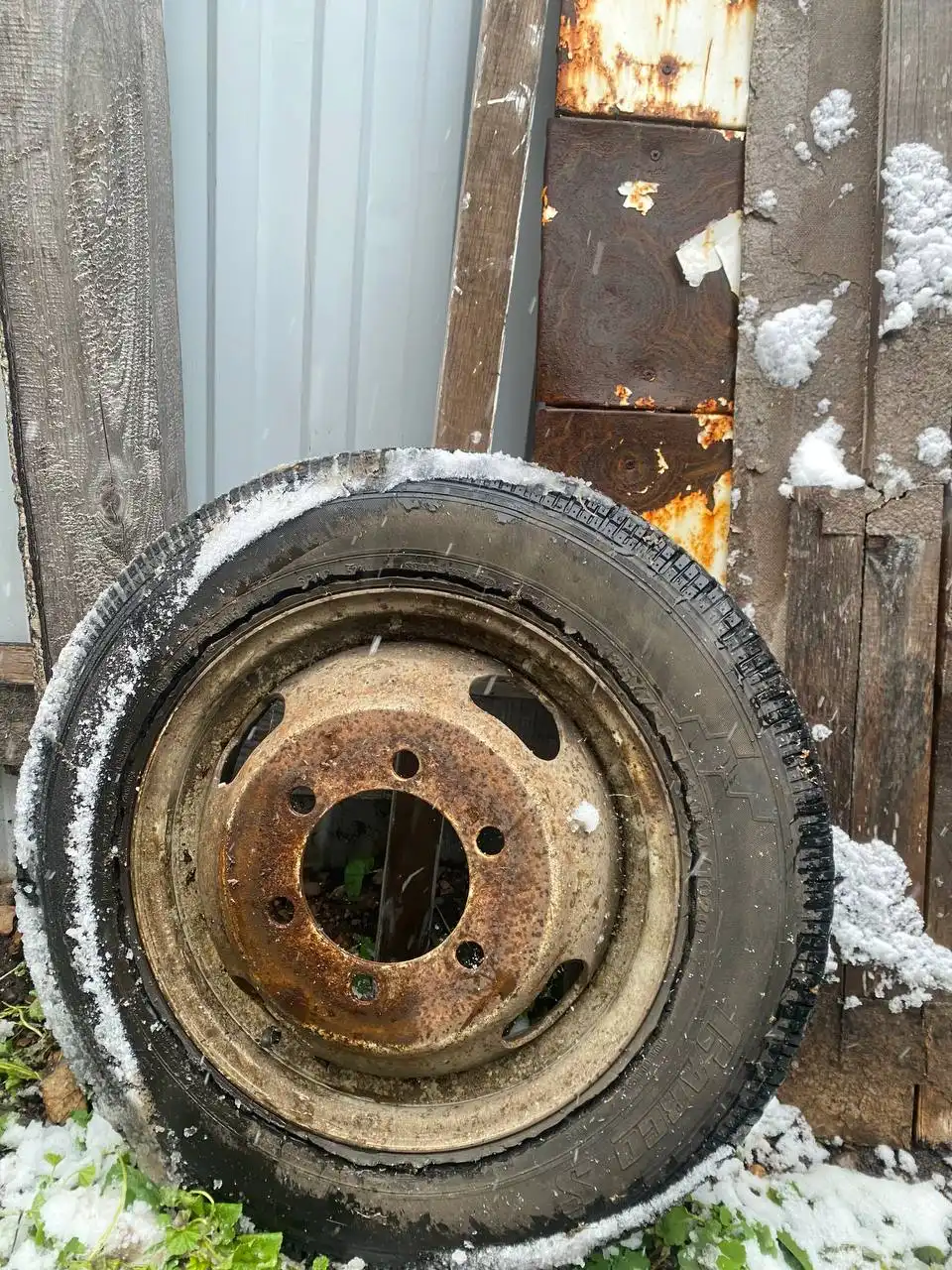 Продаю комплект колес на Газель