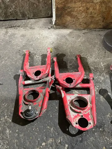 Продажа красных рычагов - частное объявление в Уфа