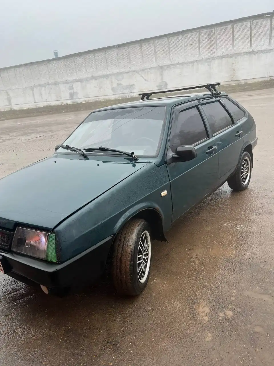 Автомобиль 1996 года