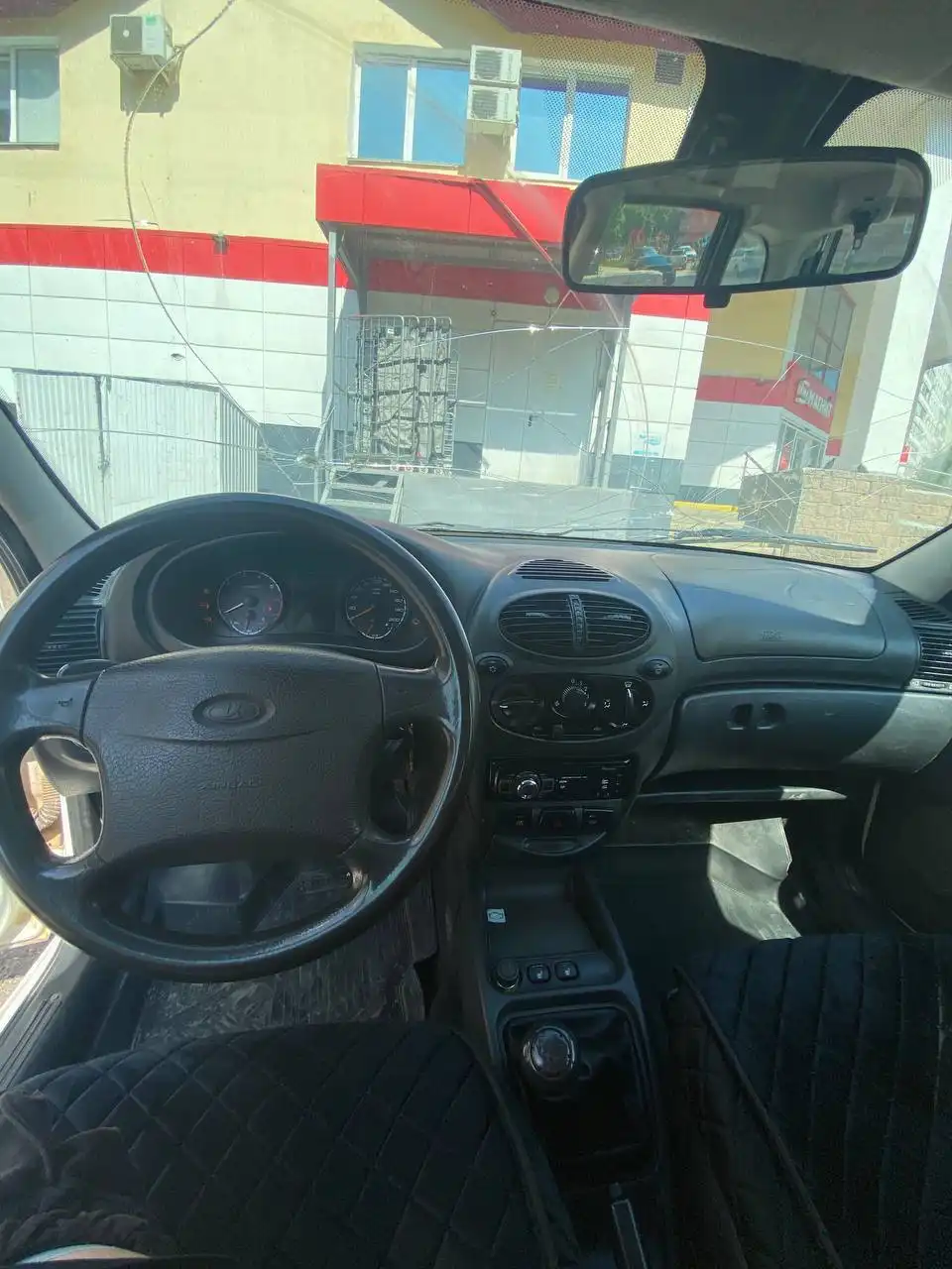 Продажа Лада Калина 2012 года в комплектации люкс