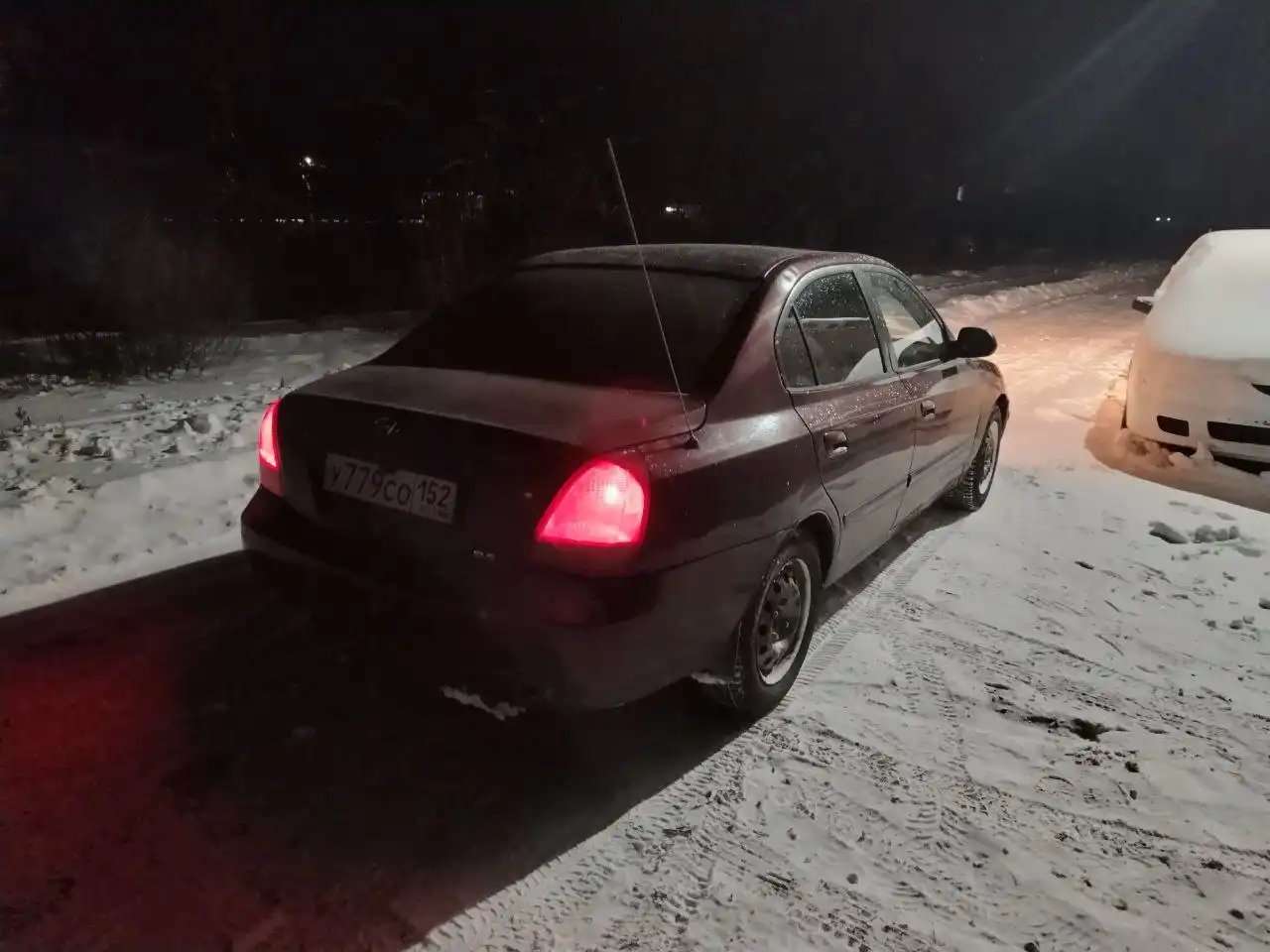 Hyundai Elantra 2001 автомат в отличном состоянии