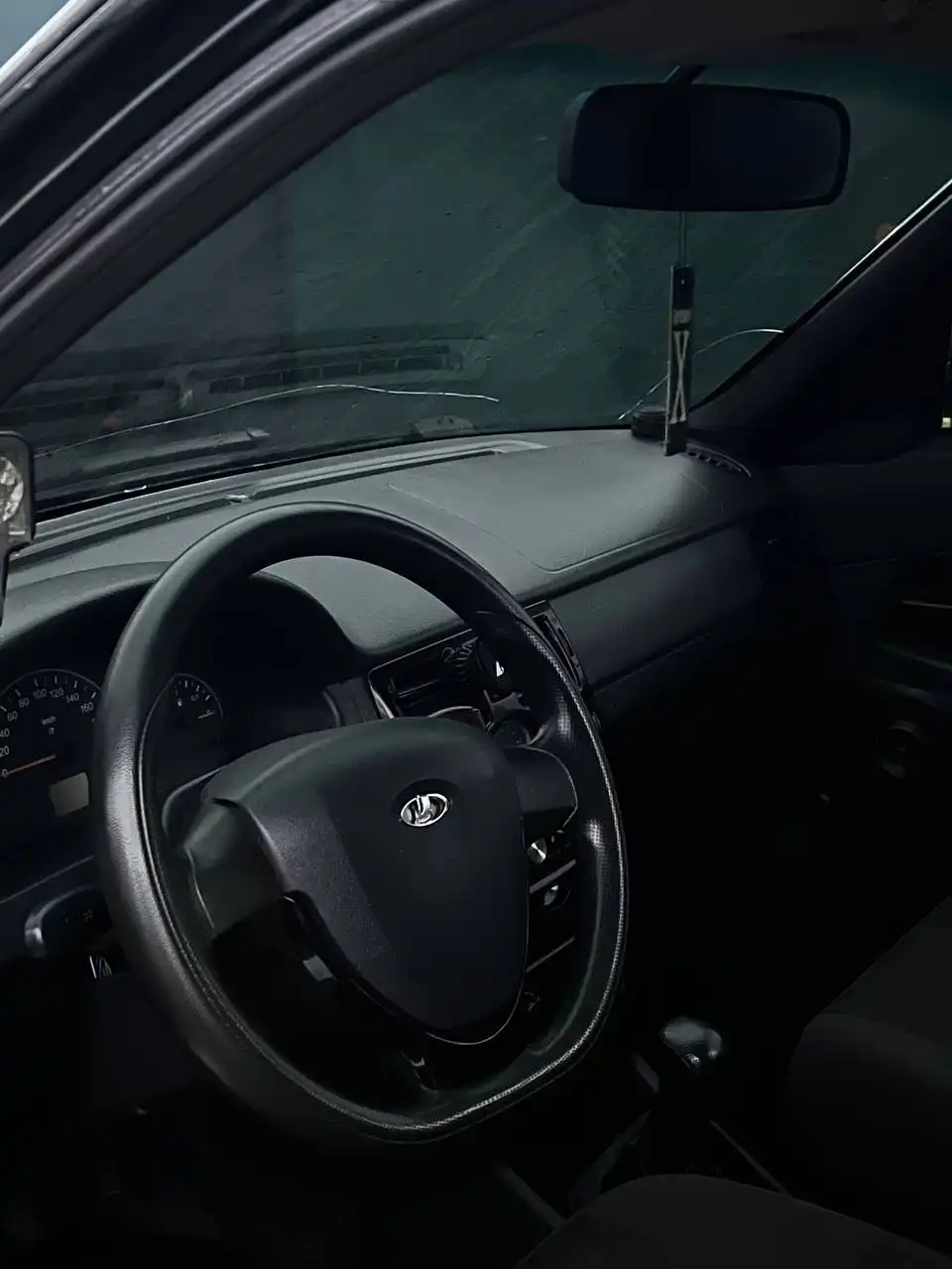 Продажа Lada Priora 2015 года в отличном состоянии