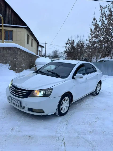 Продажа автомобиля 2013 года с механикой, полным пакетом документов и дополнительным оборудованием - частное объявление в Уфа