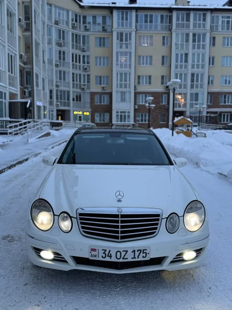 Mercedes-Benz E-320 W211 2004 года выпуска - частное объявление в Москва