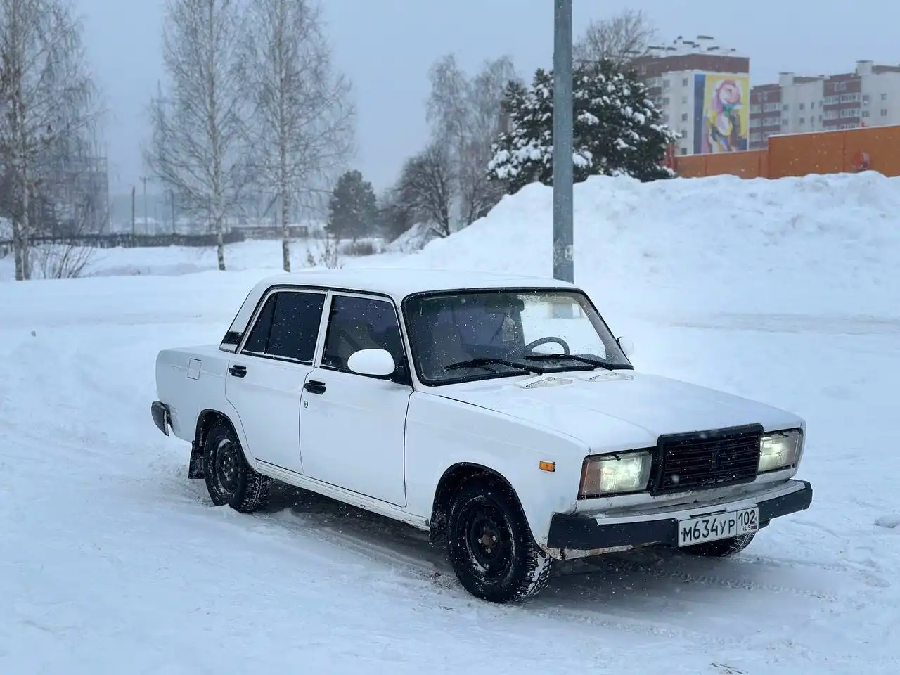 ВАЗ 2107 инжектор в отличном состоянии