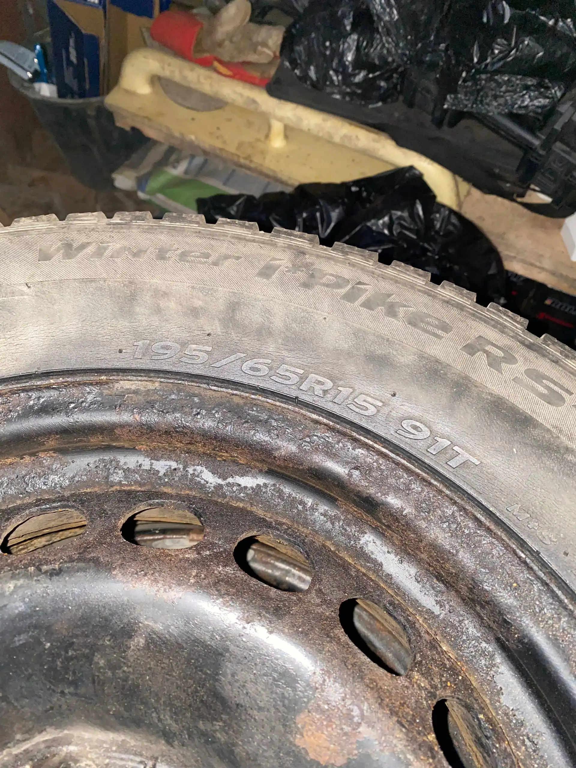 Зимние колеса 195/65/15 5*112