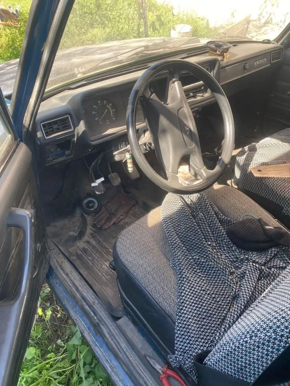 ВАЗ 2106 2001 года выпуска