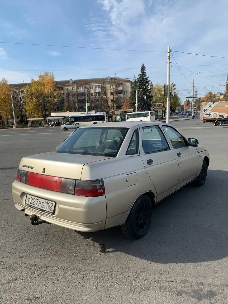 ВАЗ 2110 2003 года с установленной музыкой и новыми запчастями