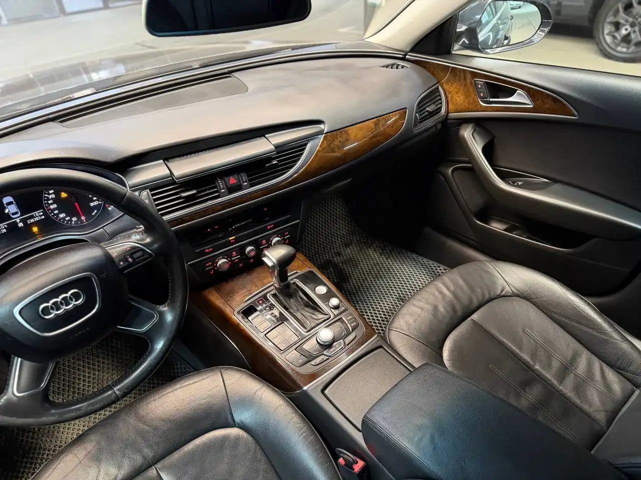 Продажа Audi A6 2014 года в Казани - Легковые автомобили (Авто) в Казань