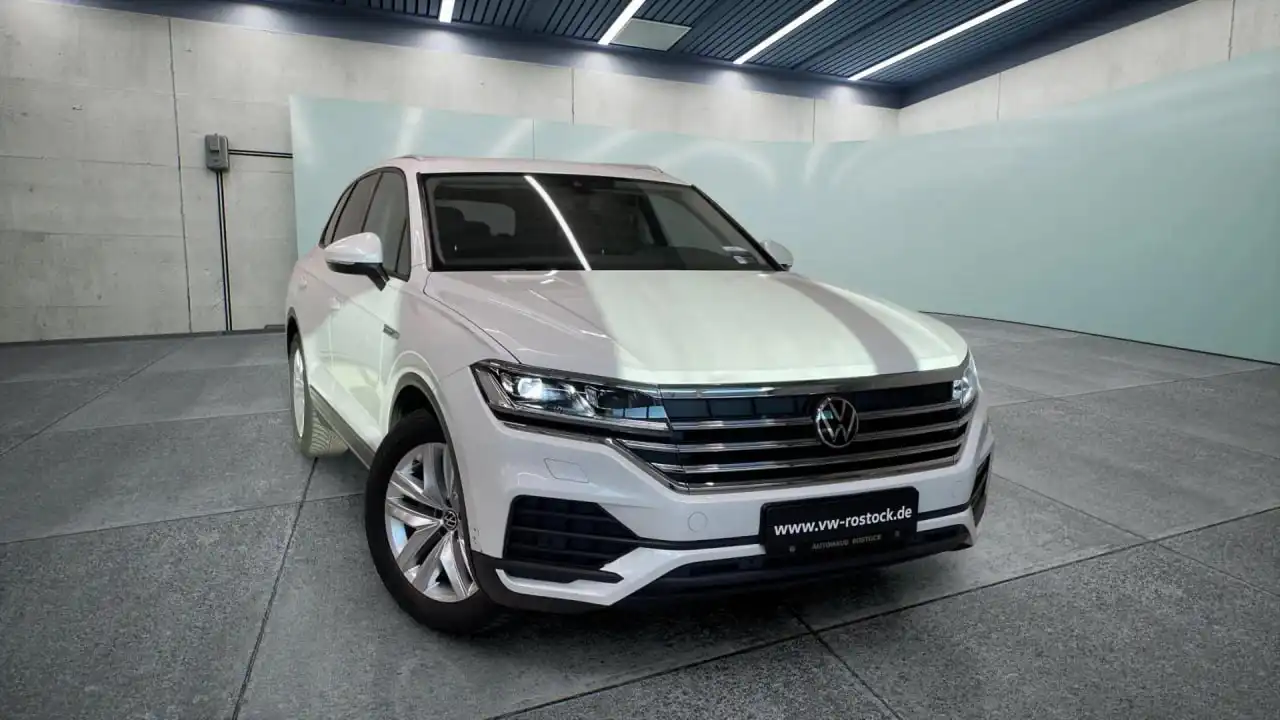 Volkswagen Touareg 2020 - Авто в Уфа