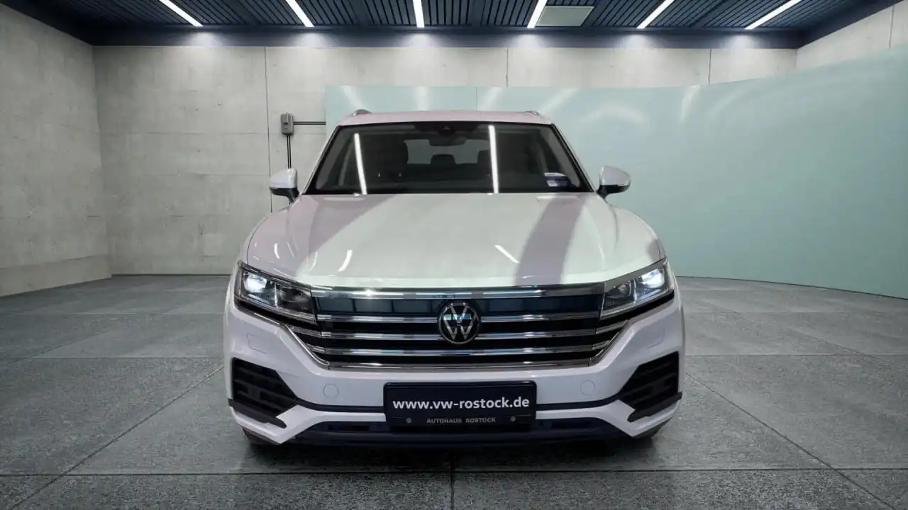 Volkswagen Touareg 2020 - Авто в Уфа