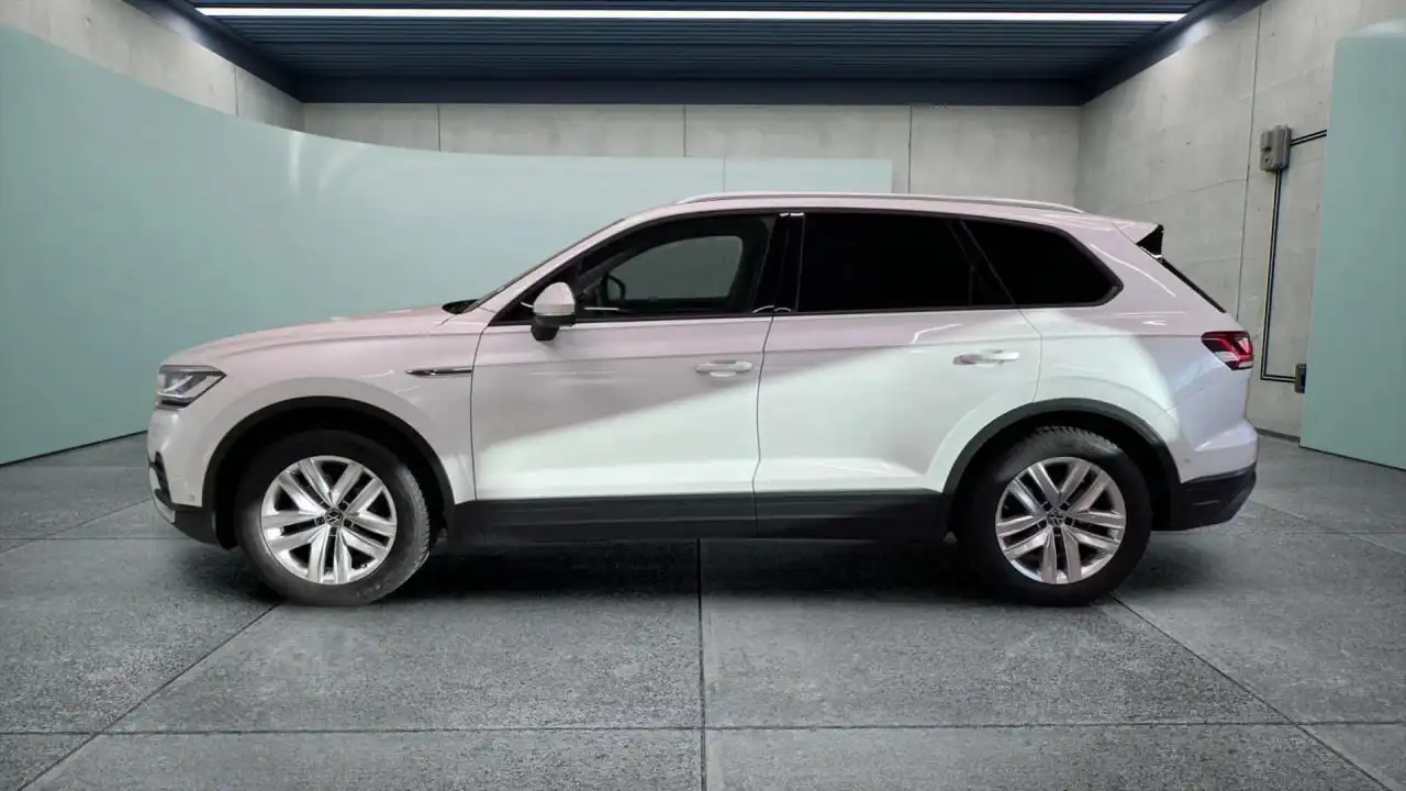 Volkswagen Touareg 2020 - Авто в Уфа