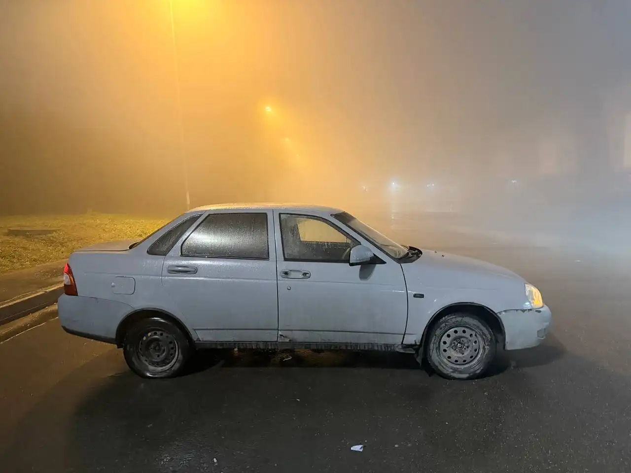 Продажа автомобиля Lada Priora 2008 года