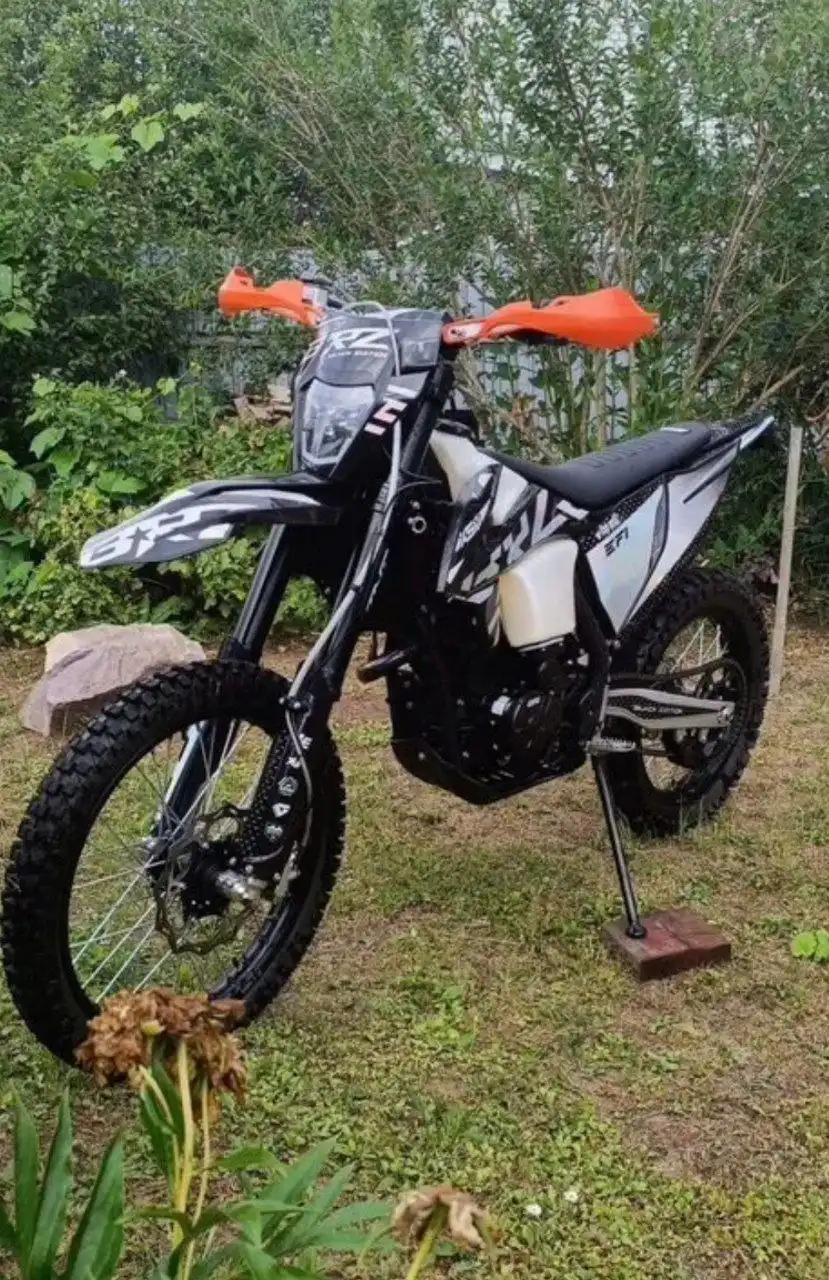 Продам или обменяю инжекторный эндуро мотоцикл BRZ X5M Black Edition