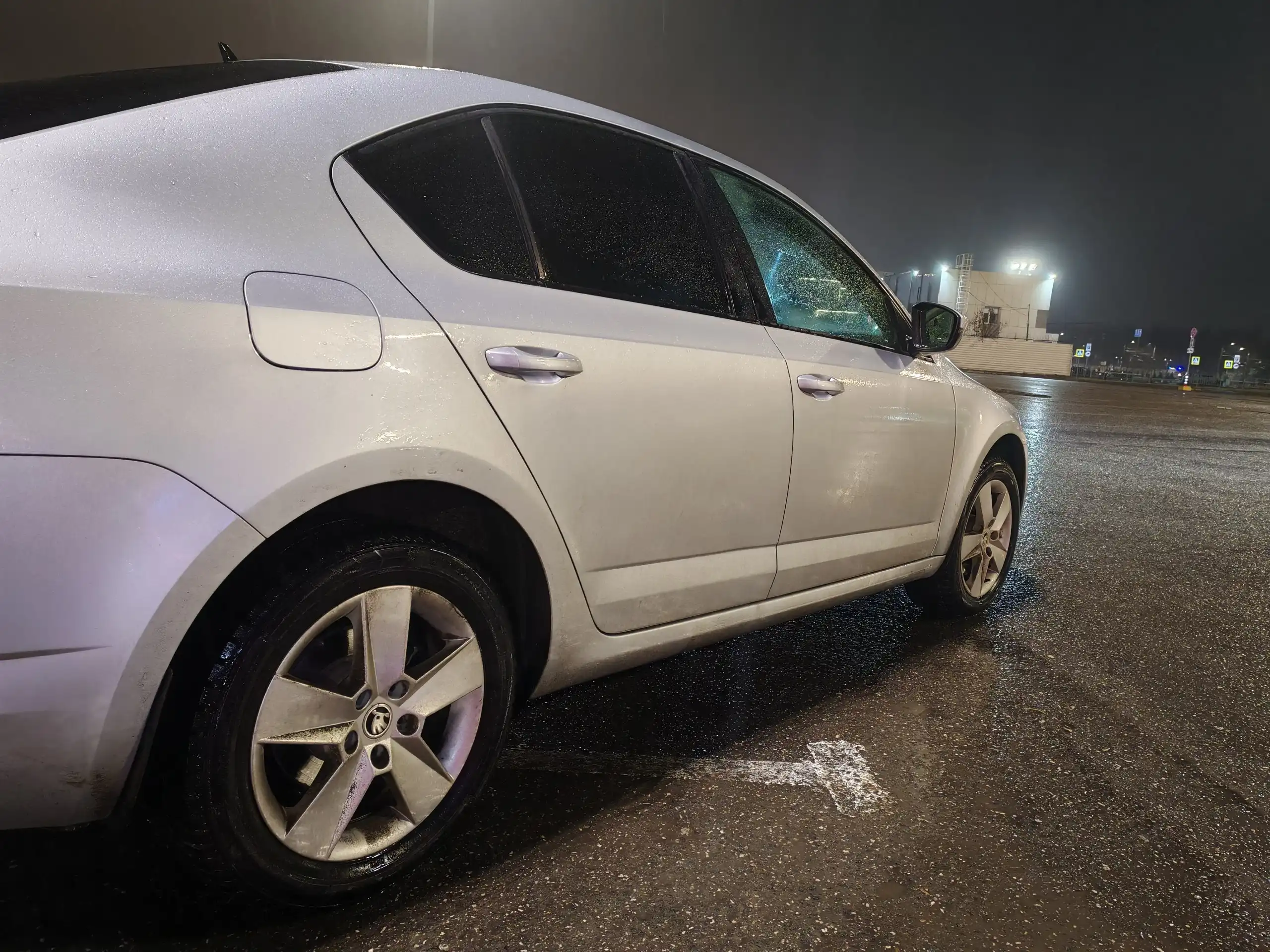 Продажа Шкода Октавия А7 2013 года с двигателем 1.8 TSI