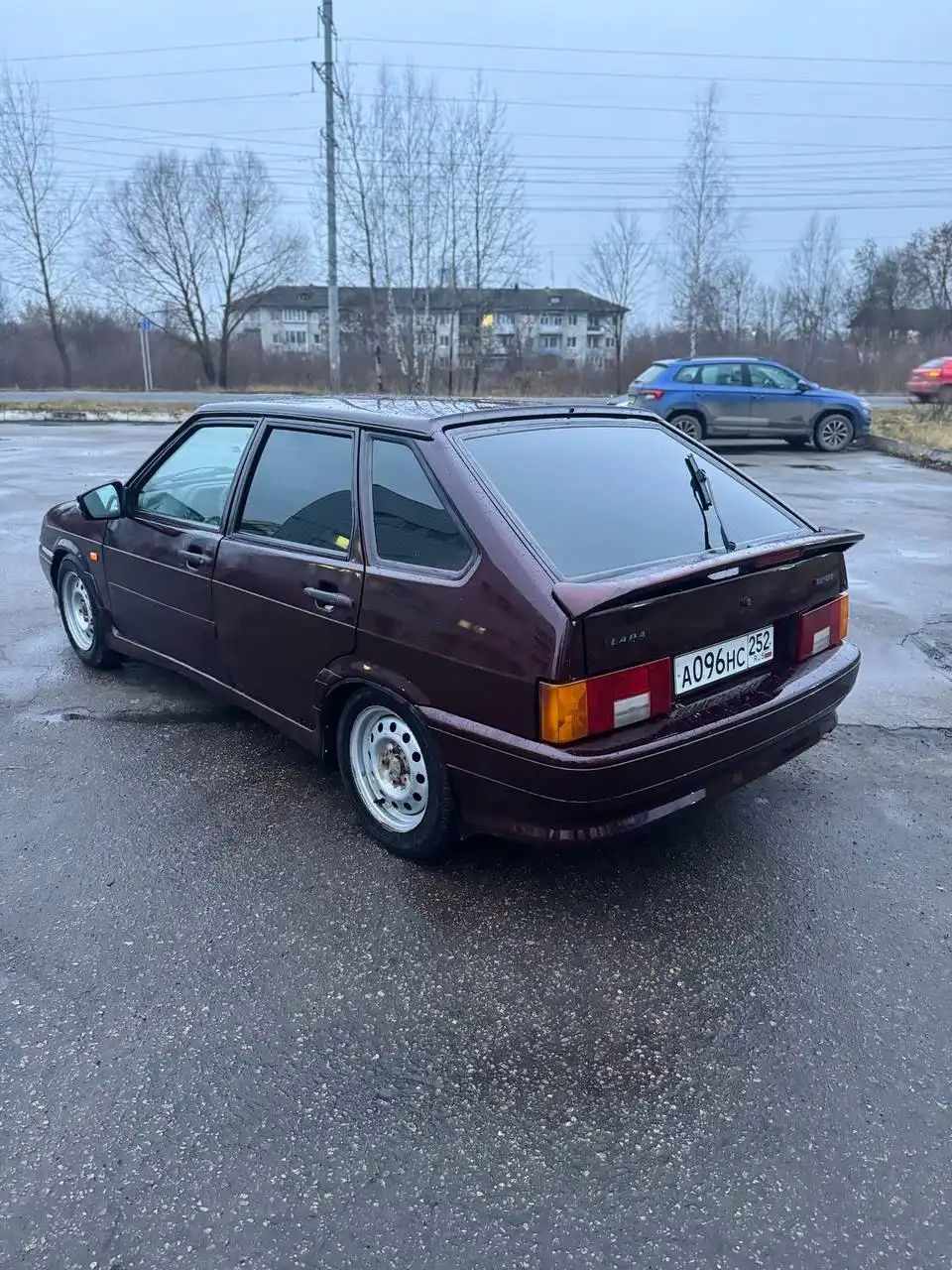 Продается автомобиль 2013 года, 8-клапанный, отличное состояние