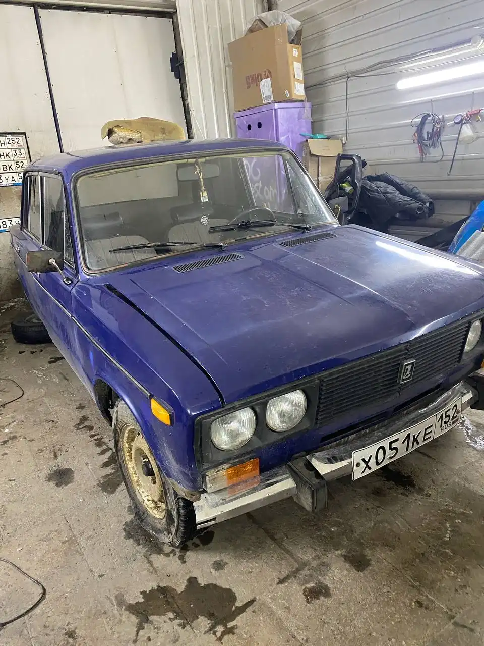 Автомобиль с 4-ступенчатой коробкой передач в хорошем состоянии