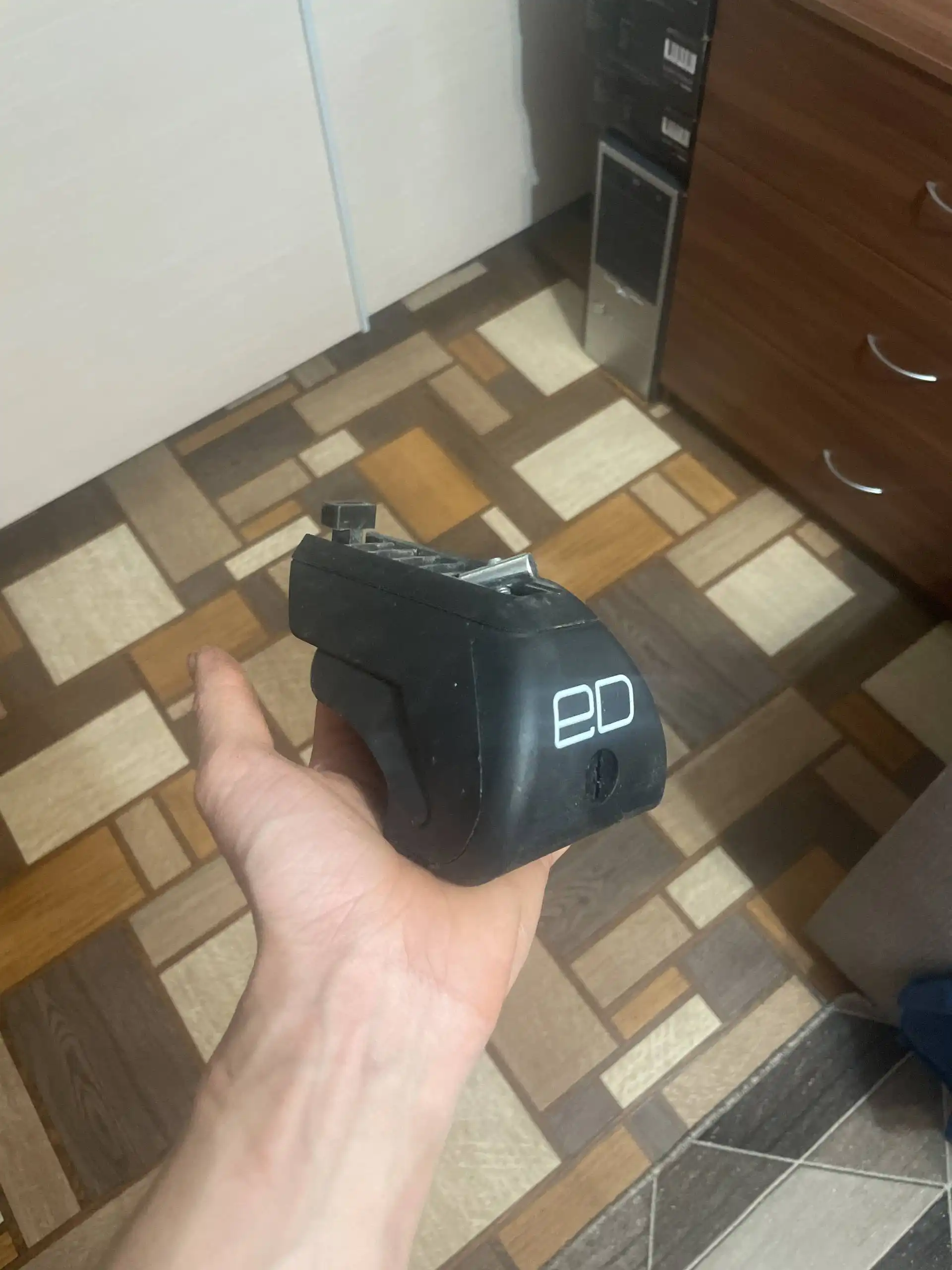 Крепление рейлингов