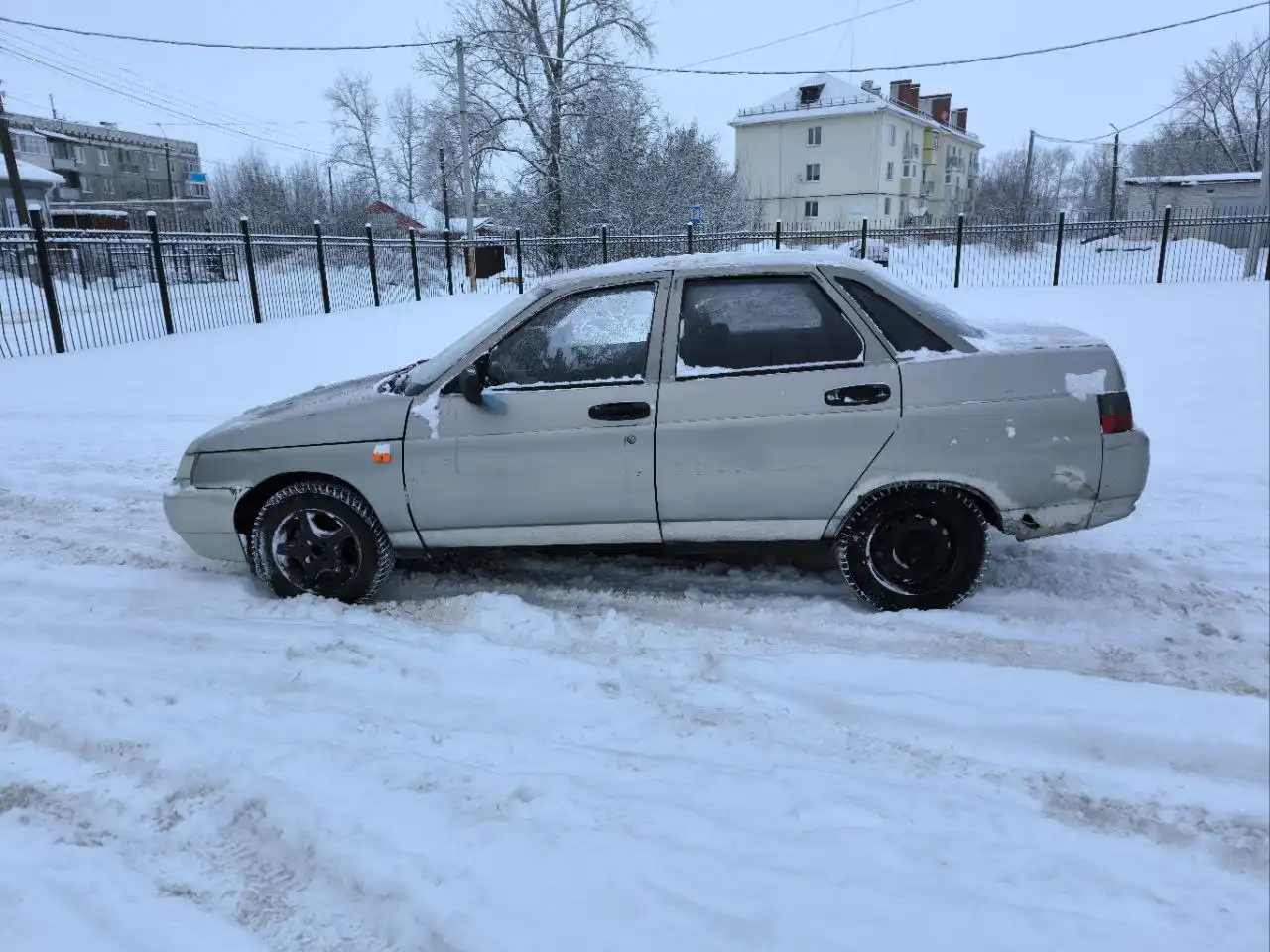 ВАЗ 2110 2002 года с двигателем 1.5 8 кл.