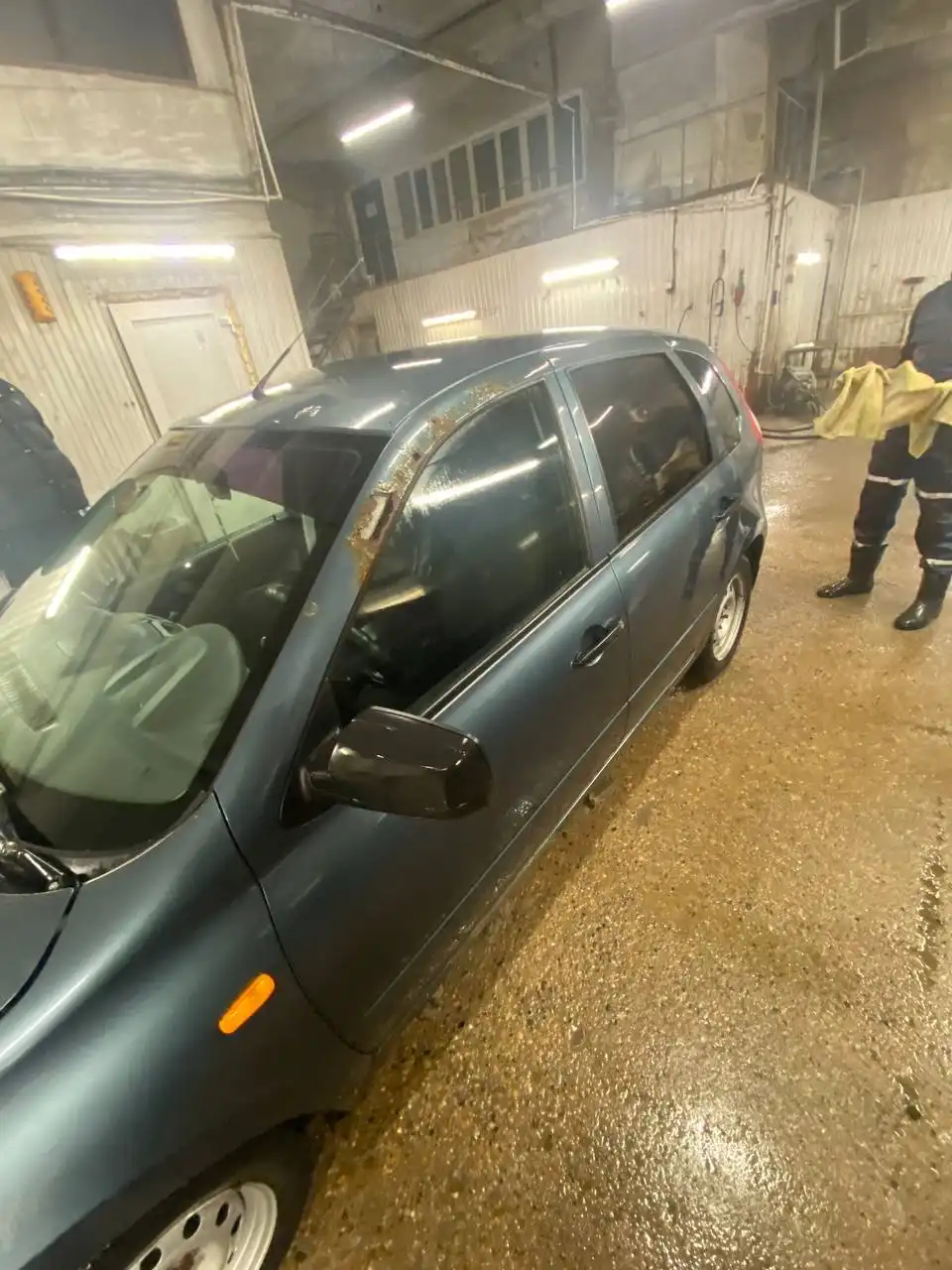 Продажа автомобиля Лада Калина 2 2015 года выпуска - Авто в Казань