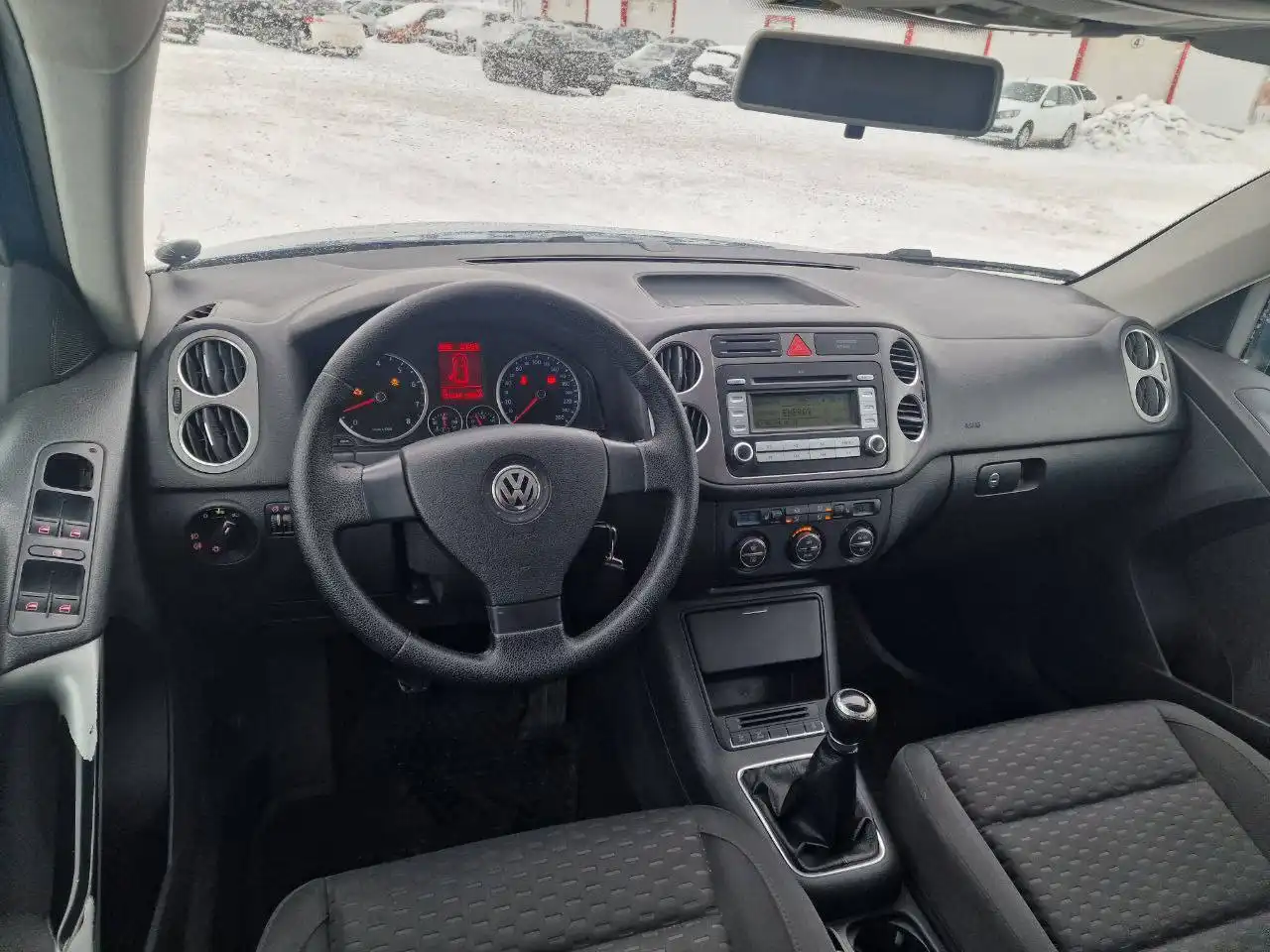 Volkswagen Tiguan 2008 года на полном приводе - Легковые автомобили (Авто) в Набережные Челны