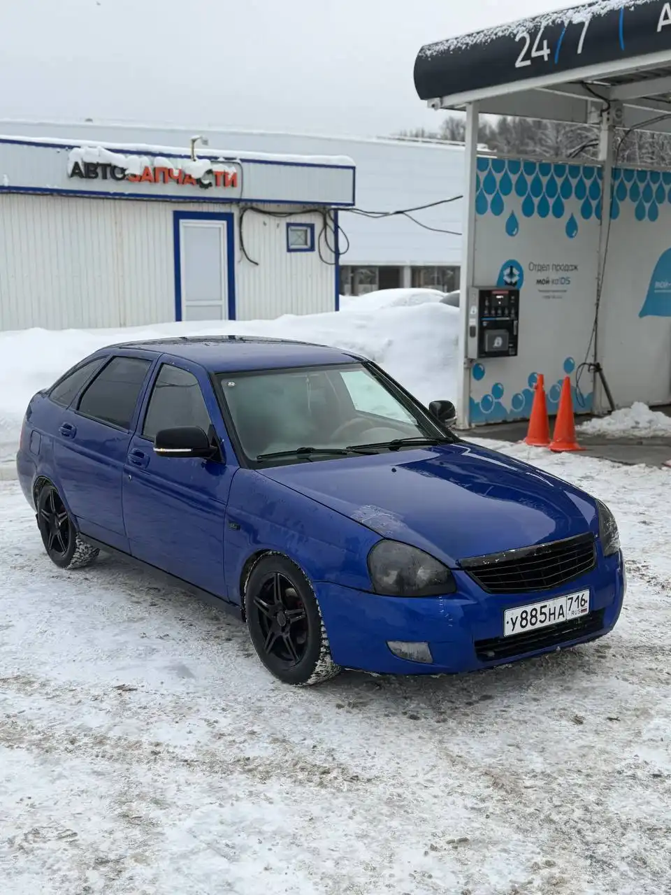 Lada Priora 2010 г.в., двигатель 1.6л, с зимней резиной и доп. оборудованием - Легковые автомобили (Авто) в Нурлат