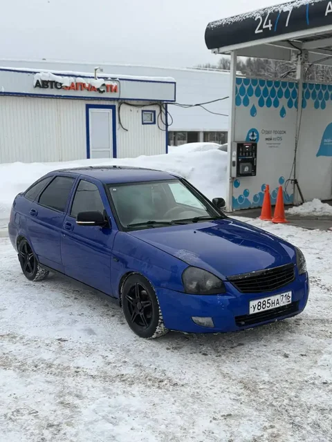 Lada Priora 2010 г.в., двигатель 1.6л, с зимней резиной и доп. оборудованием - Авто в Нурлат