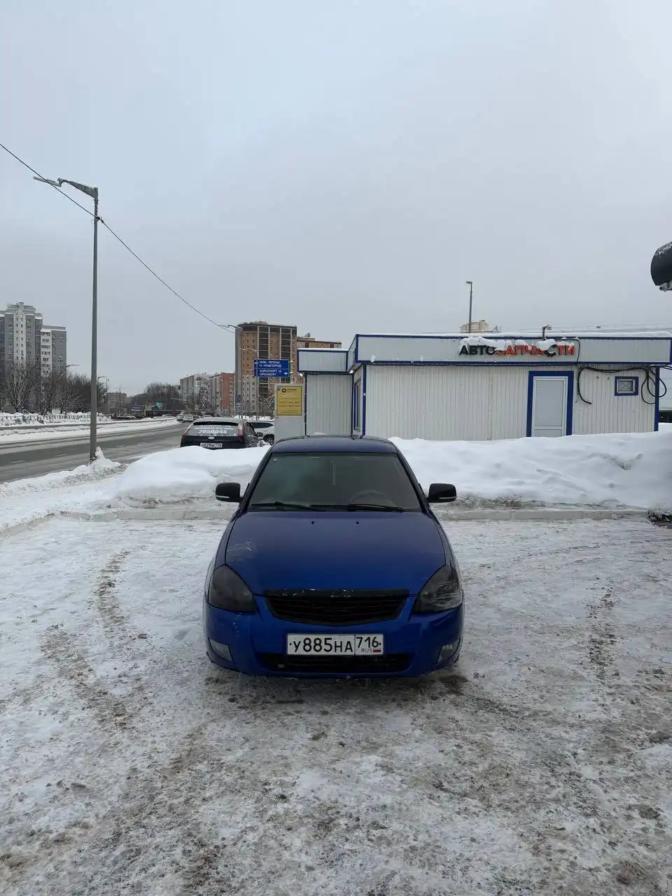 Lada Priora 2010 г.в., двигатель 1.6л, с зимней резиной и доп. оборудованием - Легковые автомобили (Авто) в Нурлат