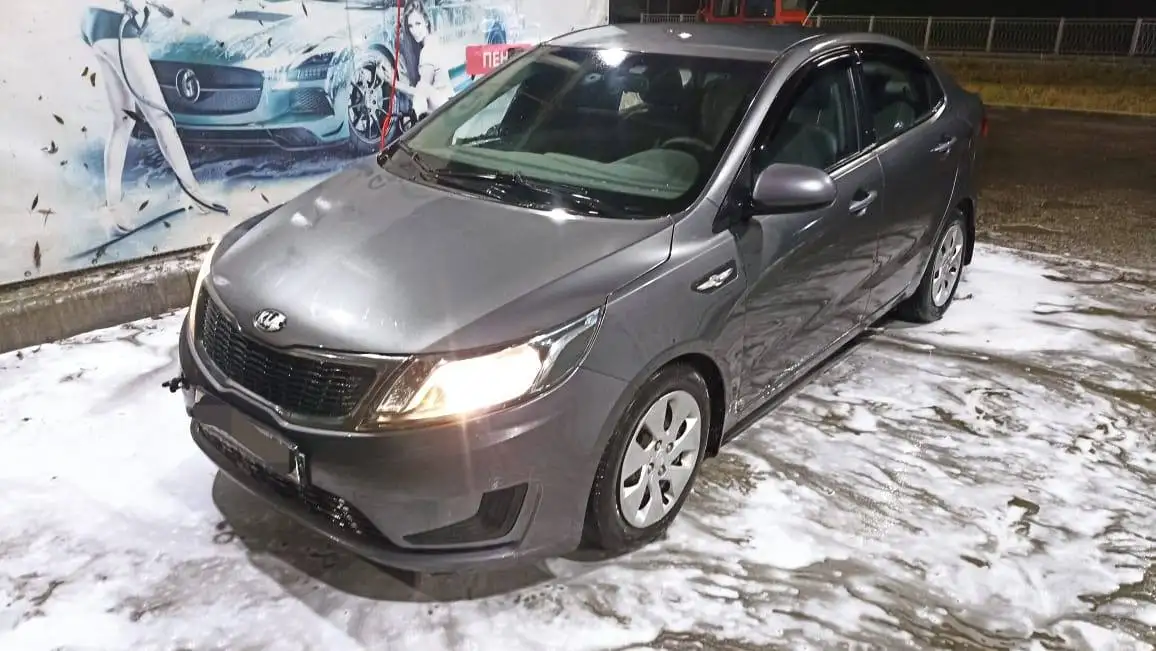 Киа Рио 2013 года на ходу с ремонтом - Легковые автомобили (Авто) в Владимир