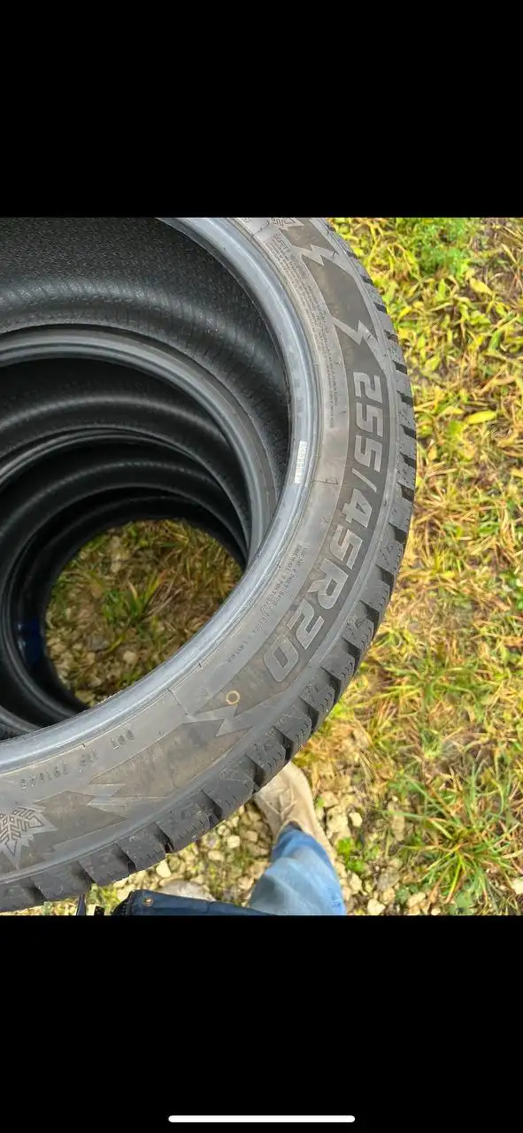 Шипованная резина 255/45 R20 - Шины и диски (Авто) в Нижний Новгород
