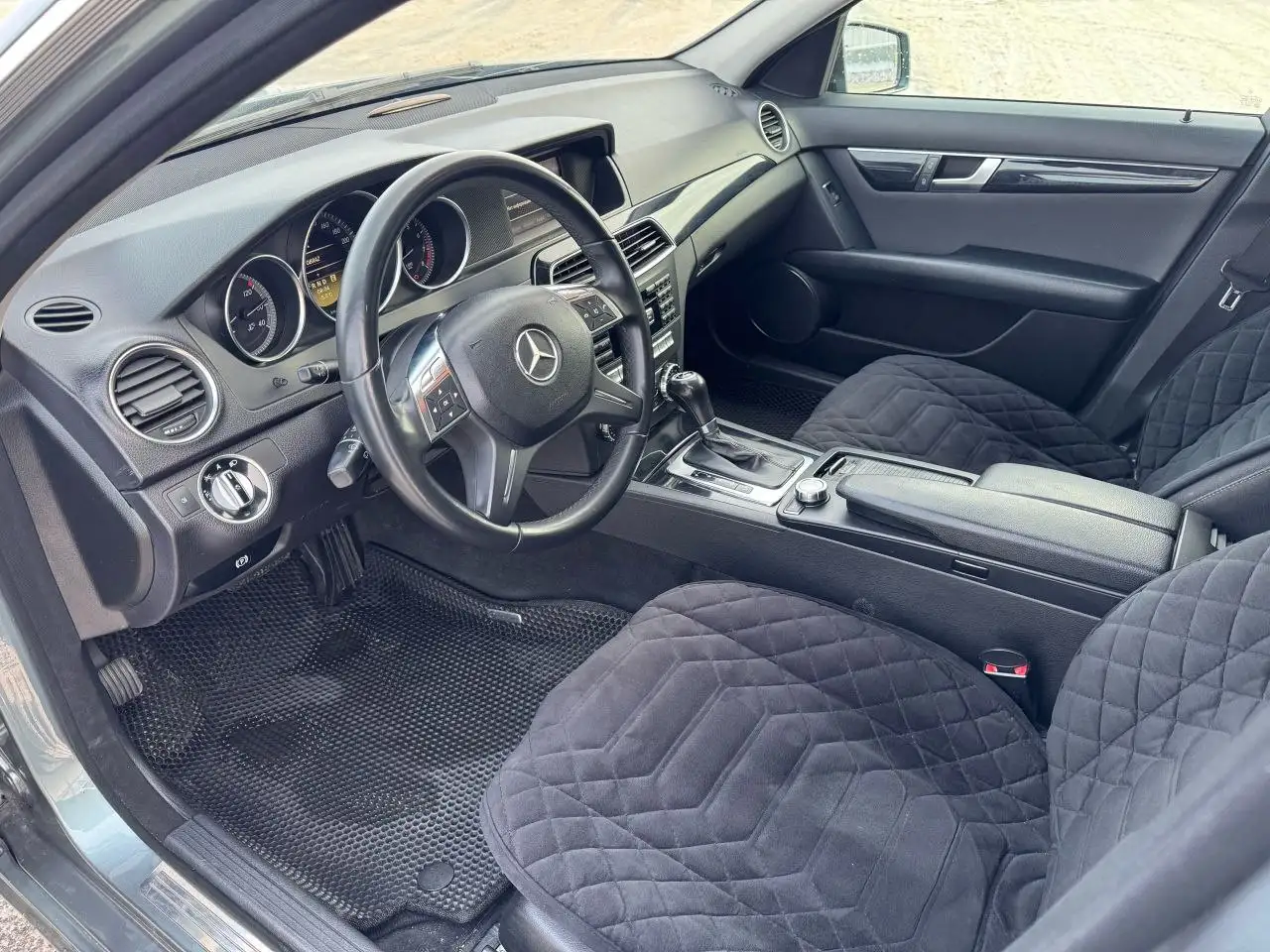 Продажа Mercedes W204 рестайлинг 2011 года - Легковые автомобили (Авто) в Нижний Новгород