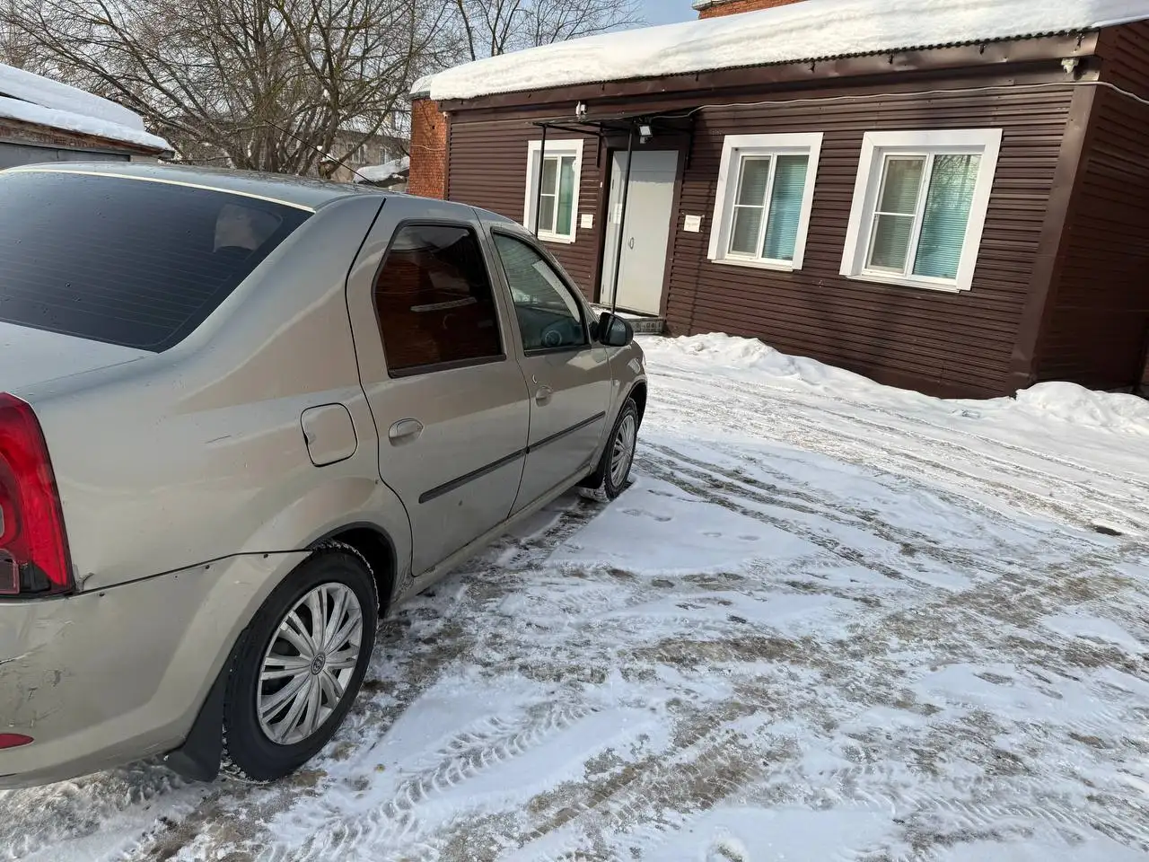 Продажа автомобиля Nissan Almera 2013 года - Авто в Нижний Новгород