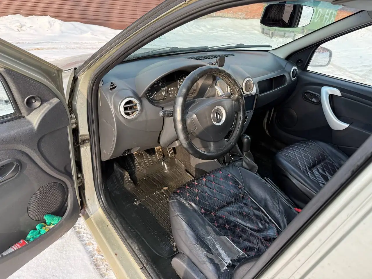 Продажа автомобиля Nissan Almera 2013 года - Авто в Нижний Новгород