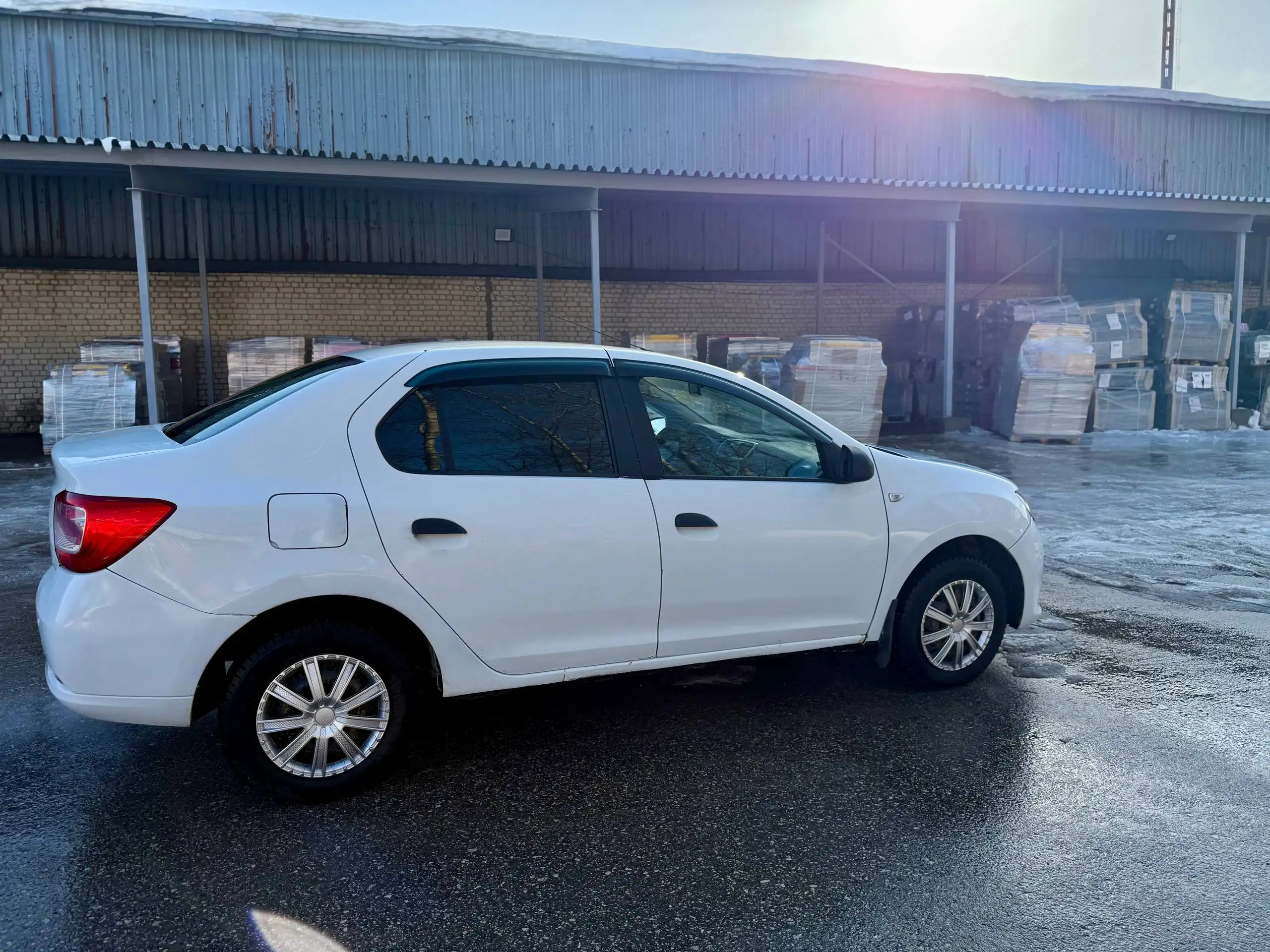 Renault Logan 2017 года - Авто в Нижний Новгород