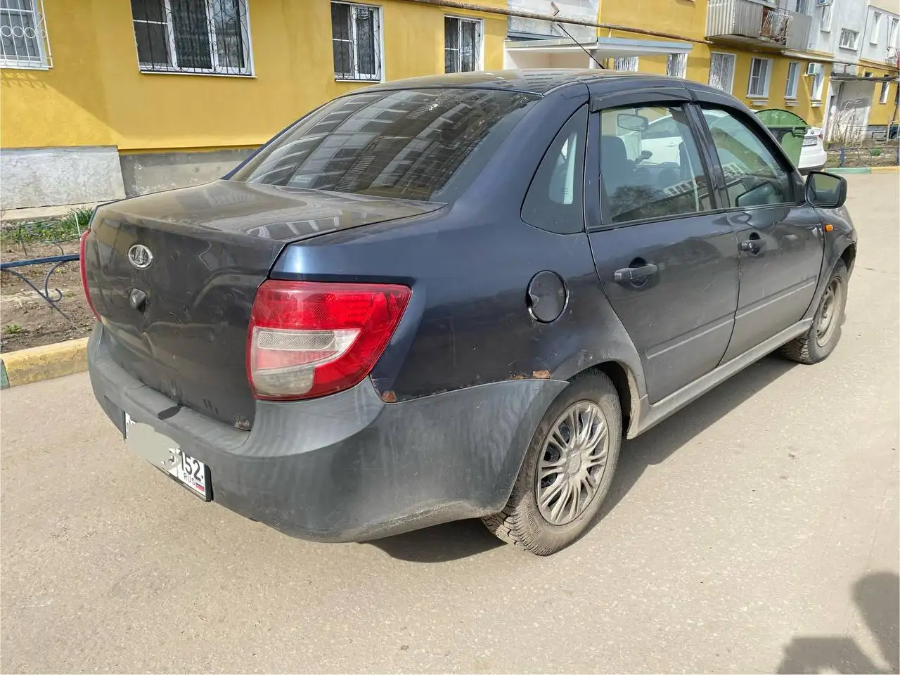 Продажа Лада Гранта 2013 года - Легковые автомобили (Авто) в Нижний Новгород