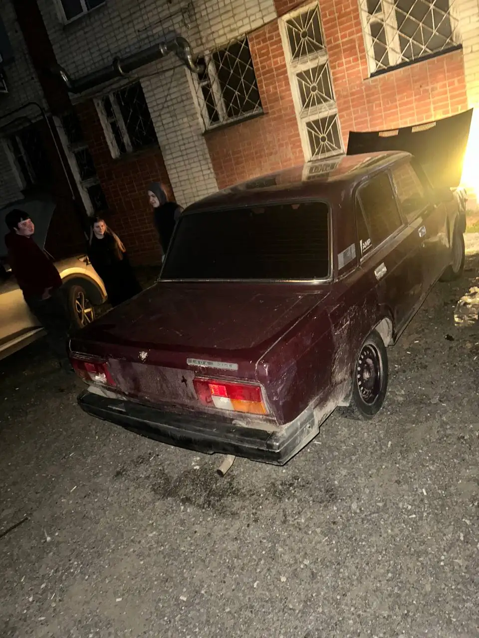 Продажа ВАЗ 2105 с регулировкой вилки и разбитыми фарами - Легковые автомобили (Авто) в Нижний Новгород