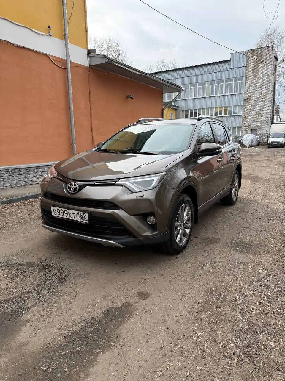 Продажа Toyota RAV4 в отличном состоянии с богатой комплектацией - Внедорожники/кроссоверы (Авто) в Нижний Новгород