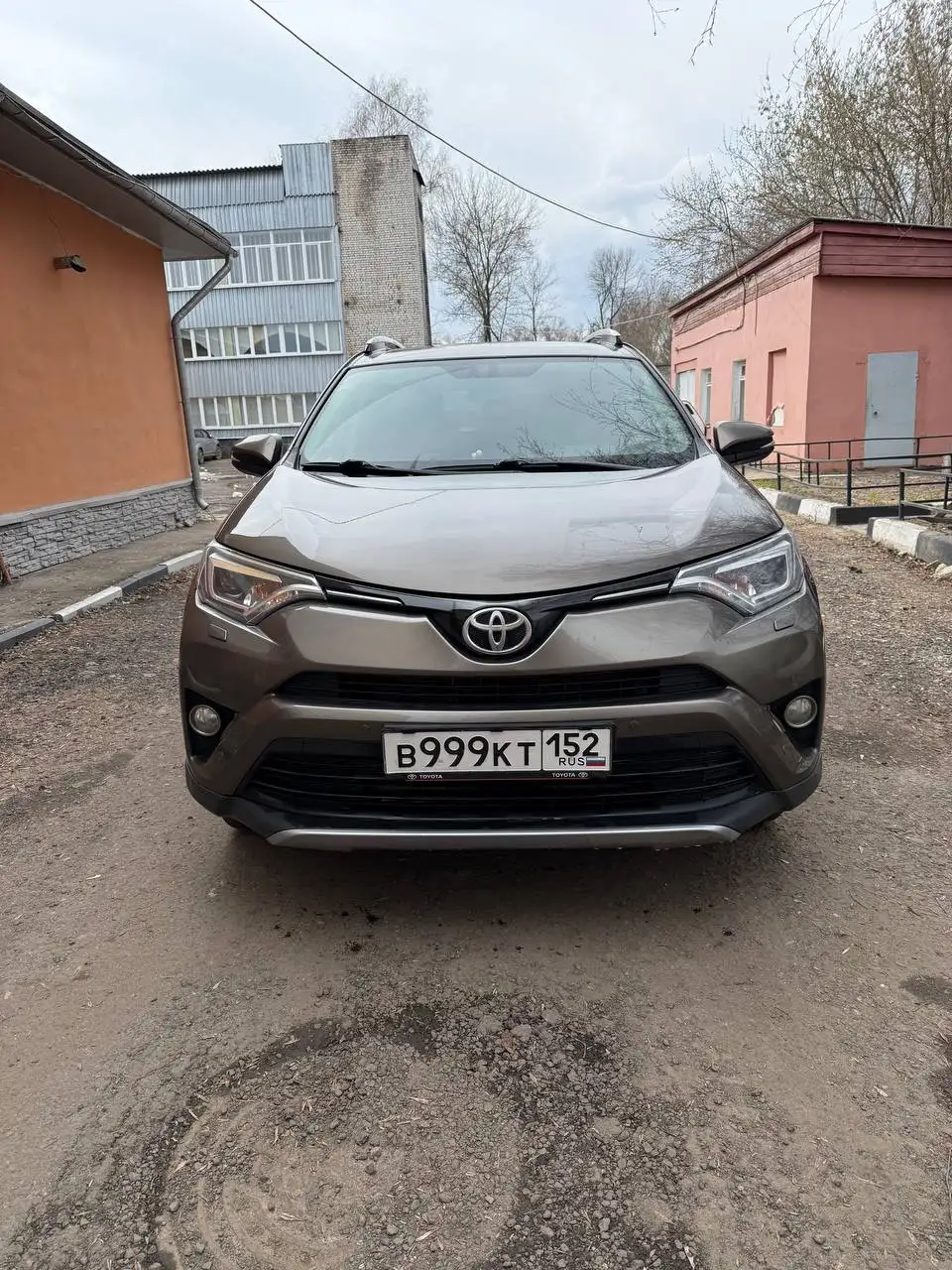 Продажа Toyota RAV4 в отличном состоянии с богатой комплектацией - Внедорожники/кроссоверы (Авто) в Нижний Новгород