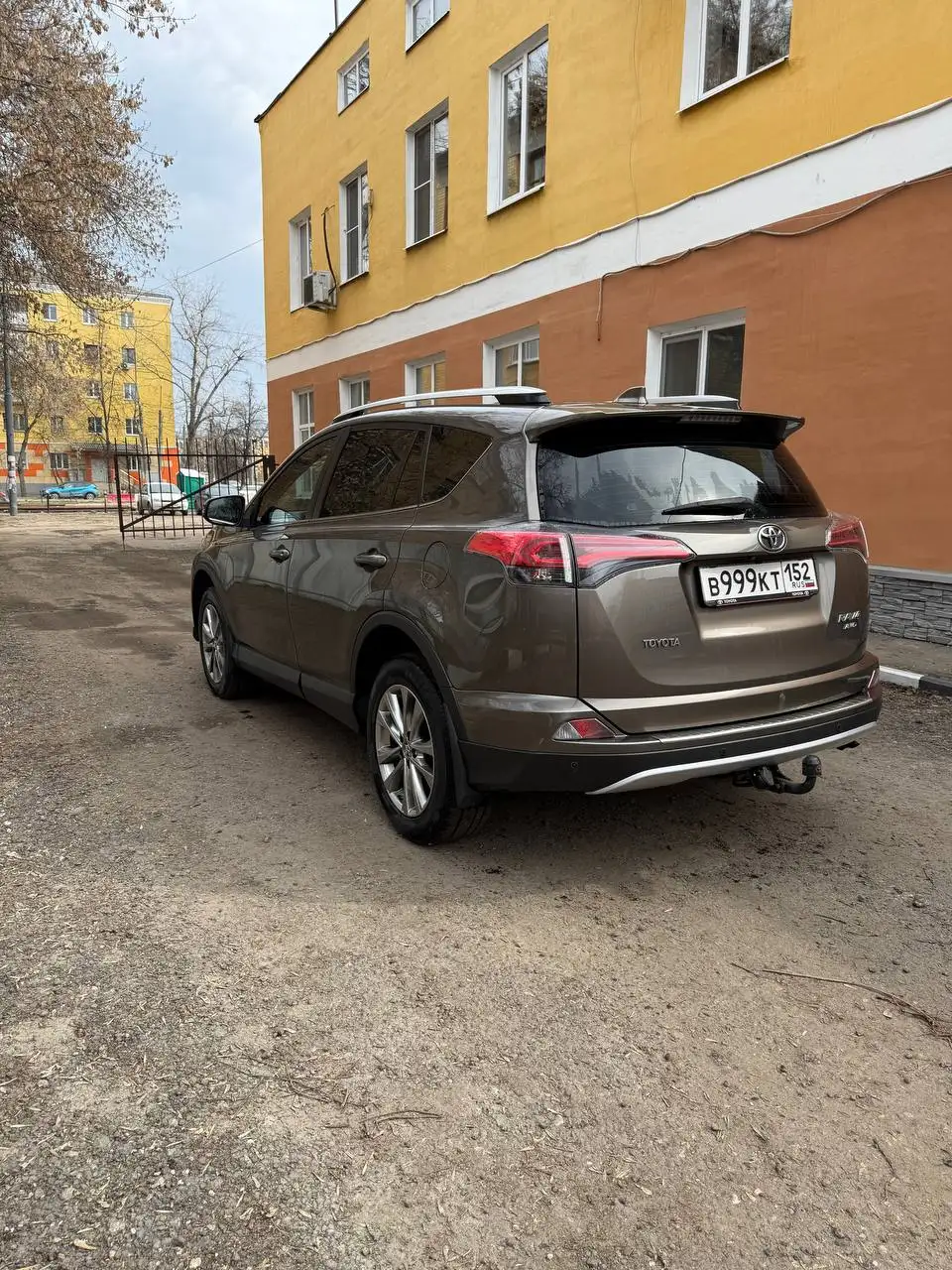 Продажа Toyota RAV4 в отличном состоянии с богатой комплектацией - Внедорожники/кроссоверы (Авто) в Нижний Новгород