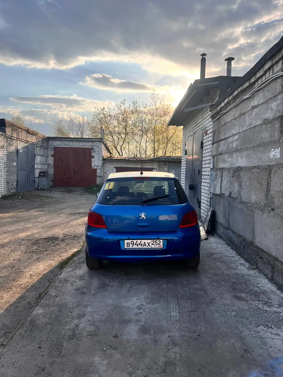 Пежо 307 с надежным атмосферным мотором - Легковые автомобили (Авто) в Нижний Новгород