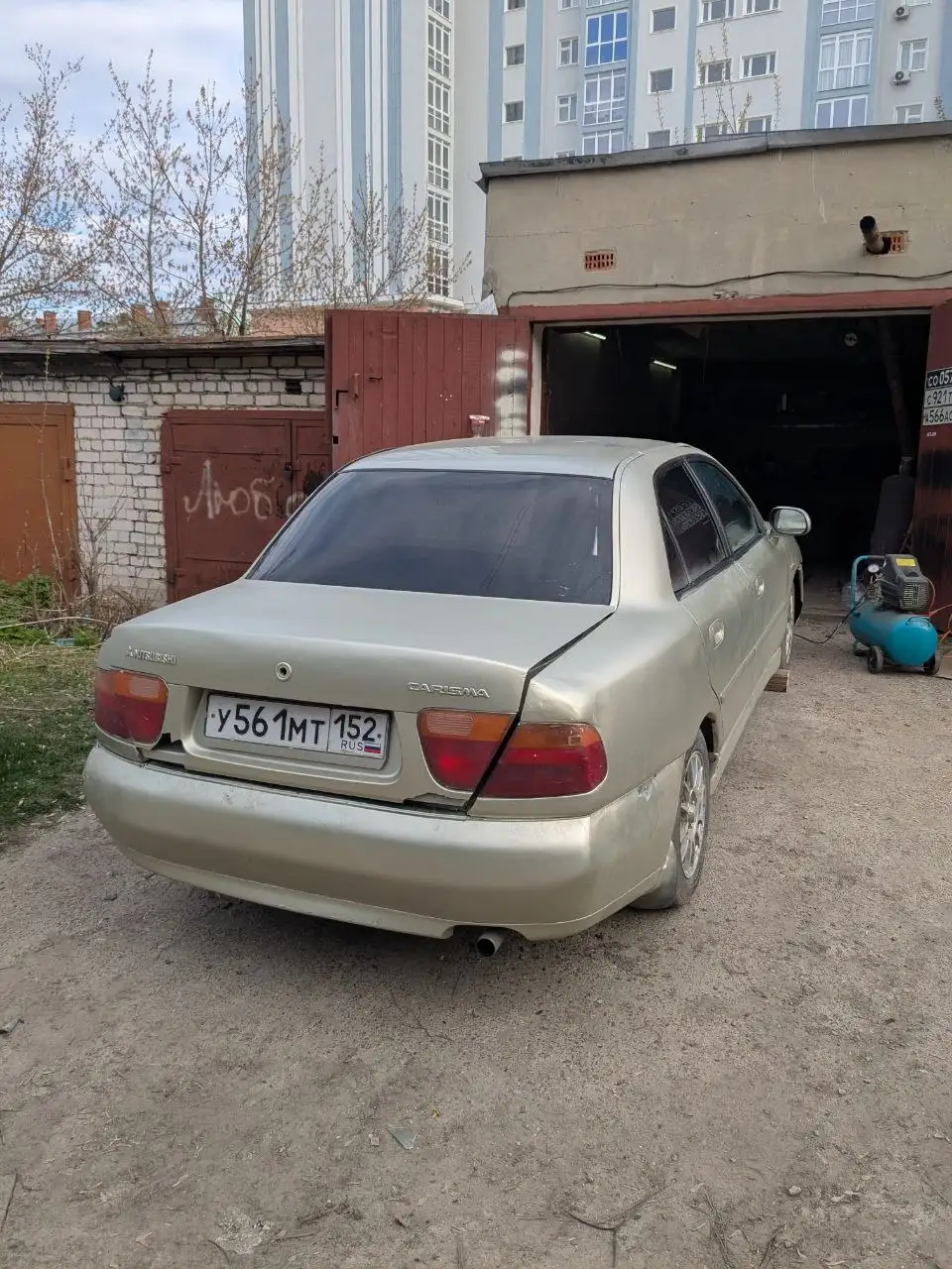 Продам Mitsubishi Carisma 1998 - Легковые автомобили (Авто) в Дзержинск