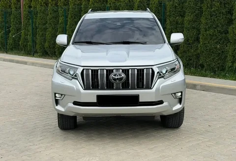 Toyota Land Cruiser Prado 2018 - Авто в Нижний Новгород