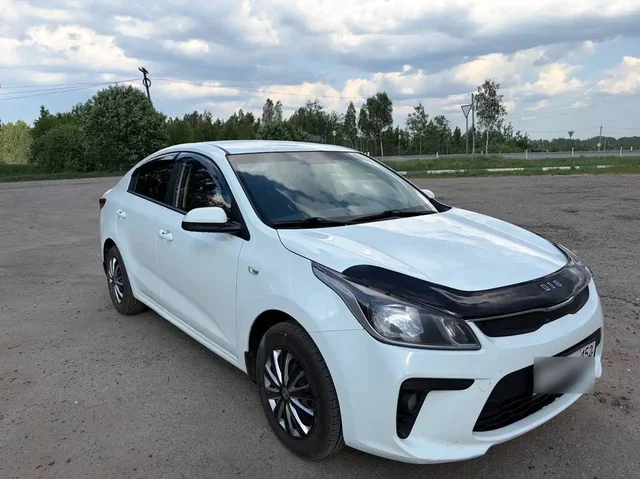 Kia Rio 2017 1.4 МКПП - Легковые автомобили в Нижний Новгород