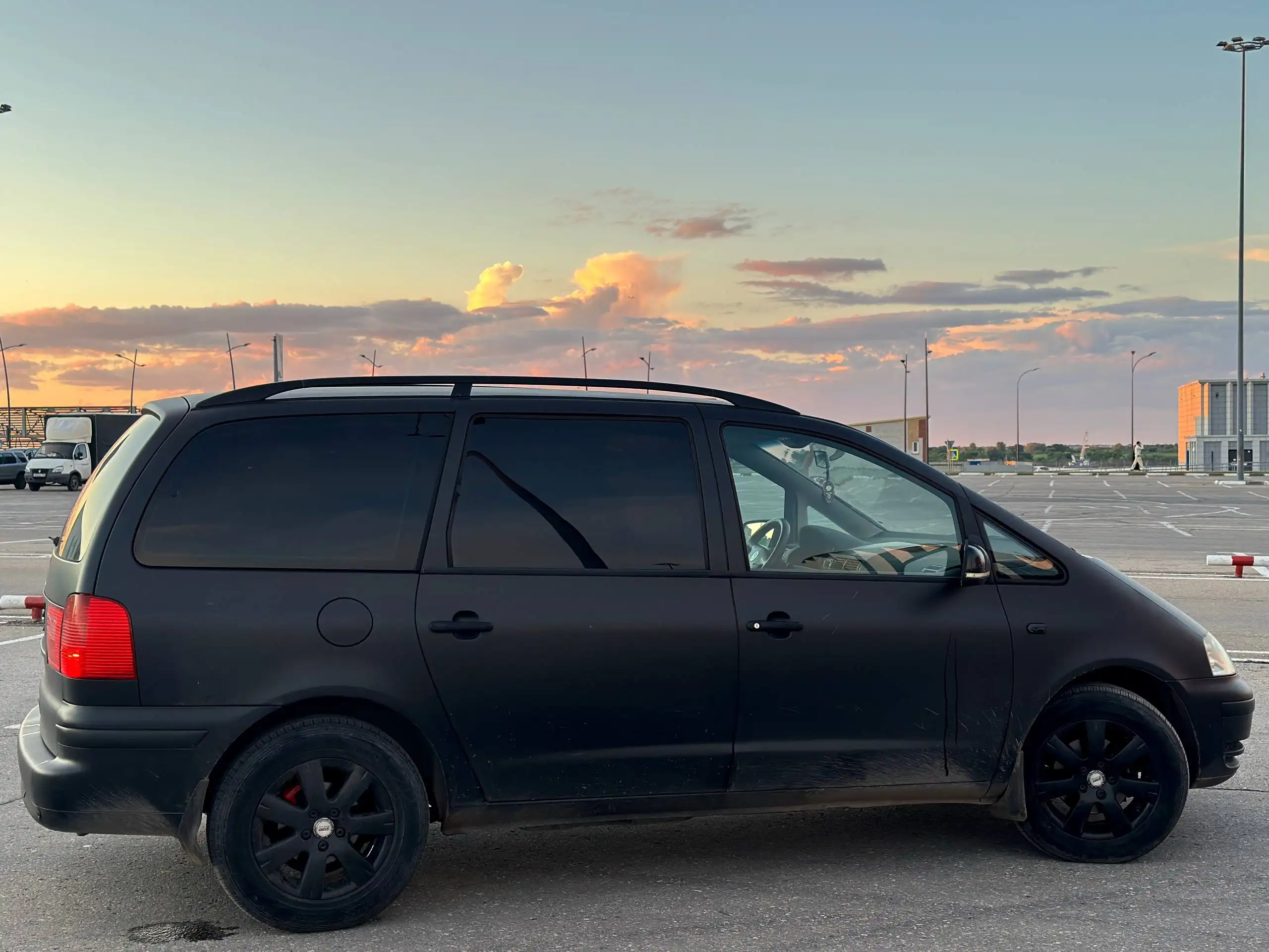 Volkswagen SHARAN 1.9 TDI 2001 - Авто в Нижний Новгород