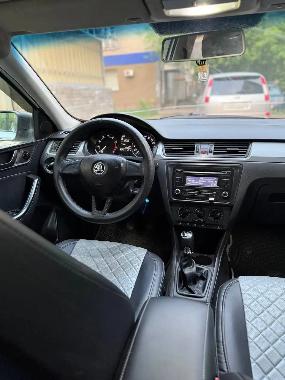Skoda Rapid 2015 - Легковые автомобили (Авто) в Нижний Новгород