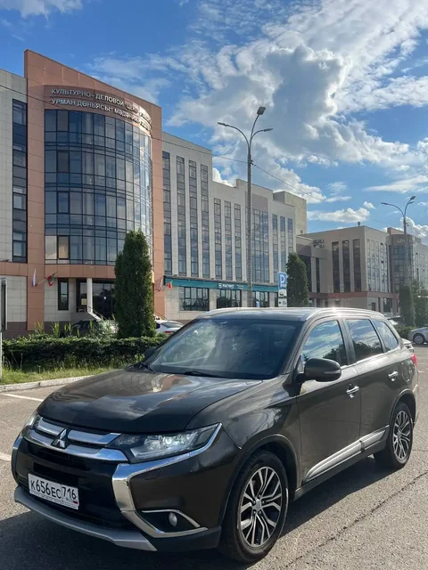 Mitsubishi Outlander 2016 2.4 AWD - Легковые автомобили в Нижний Новгород